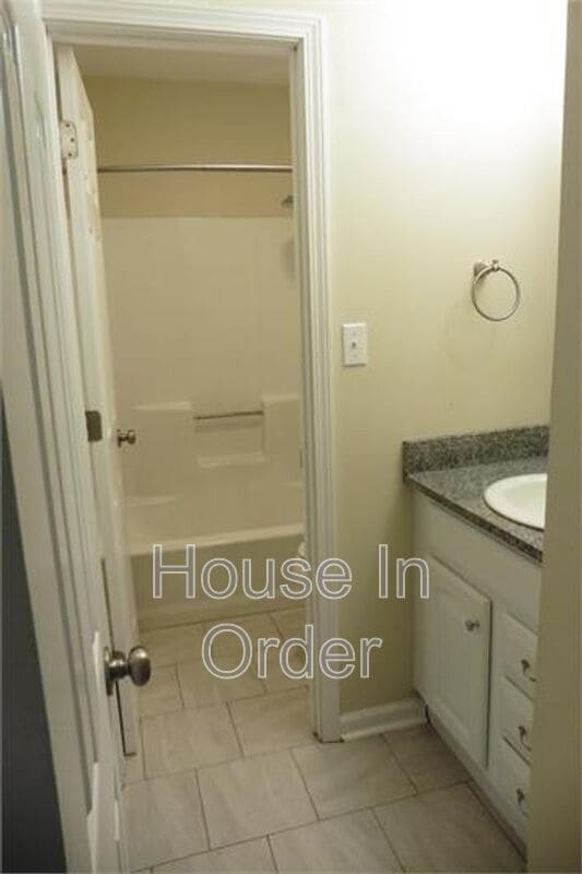 Photo - 187 Weston Rd