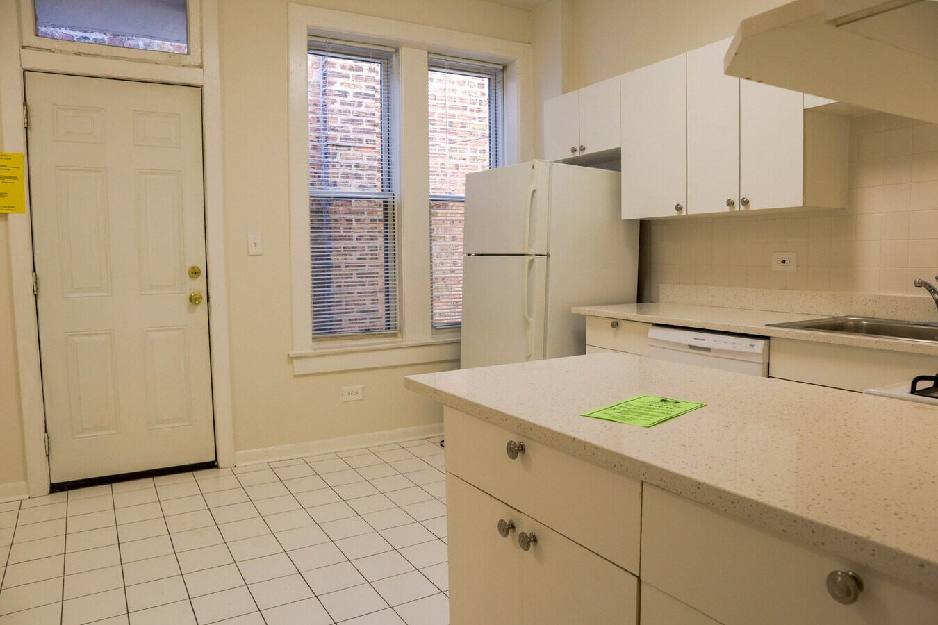 1400 W Taylor Apt 5 - Harris Point Chicago