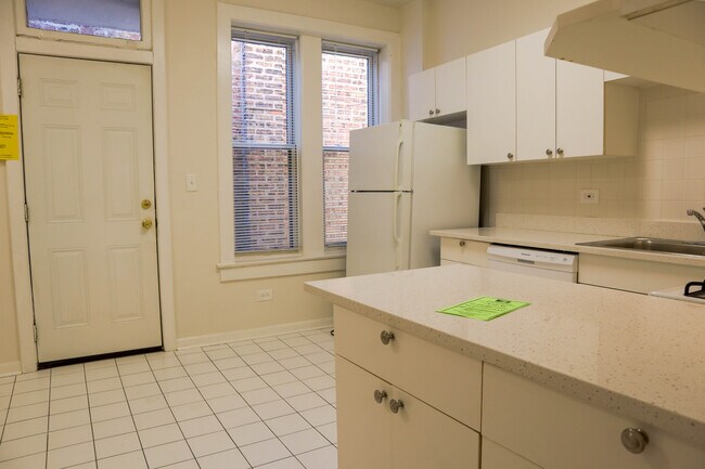 1400 W Taylor Apt 5