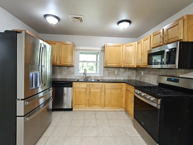 Photo - 45 Meribrook Cir