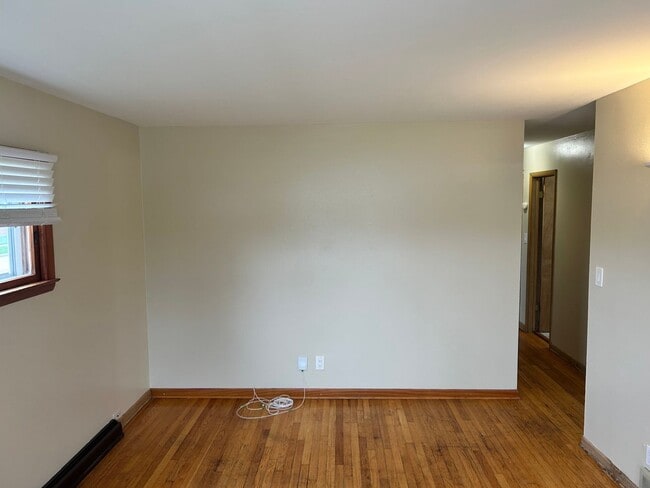 Photo - 421-423 Beech St Unidad 421-Lower