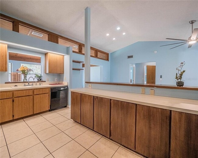 Photo - 4232 Stonehenge Rd