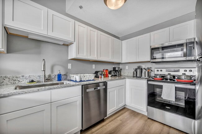 Model - 2BD, 2BA 760 SQFT - Huron Square and The Osborn Apartments