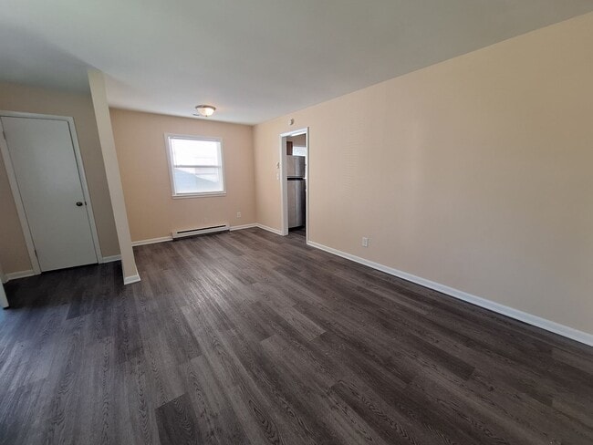 Photo - 704 Old Buckroe Rd