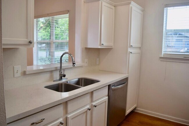 Photo - 2302 Colorado St
