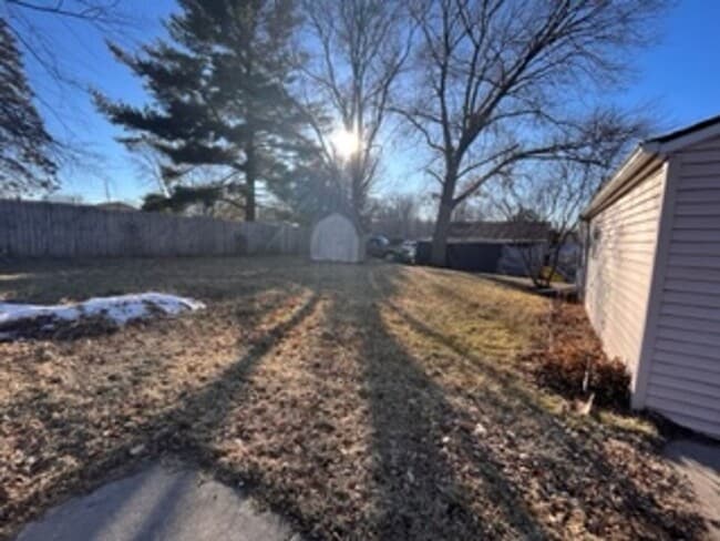 Photo - Single Family 2 bedroom 2 bath in LeClaire House