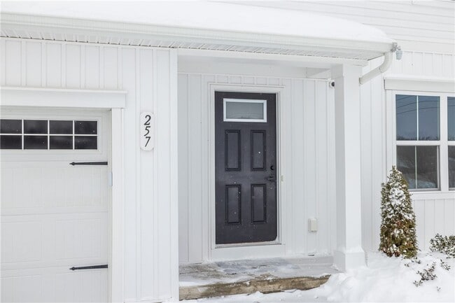 Photo - 257 Nevins Rd