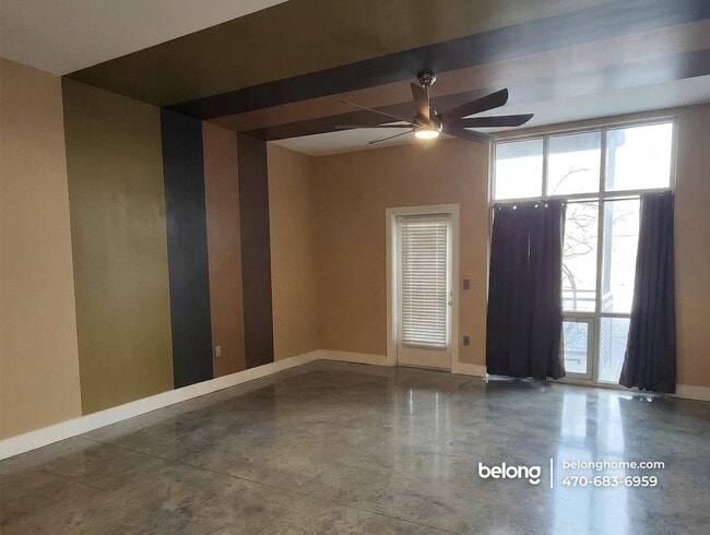 Photo - 89 Mangum St SW Unidad 216