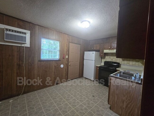Photo - 208 Julian Ave Unit Apt A