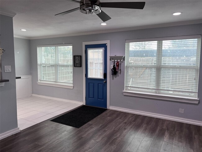 Building Photo - 6486 Alisa Ln Unit 620