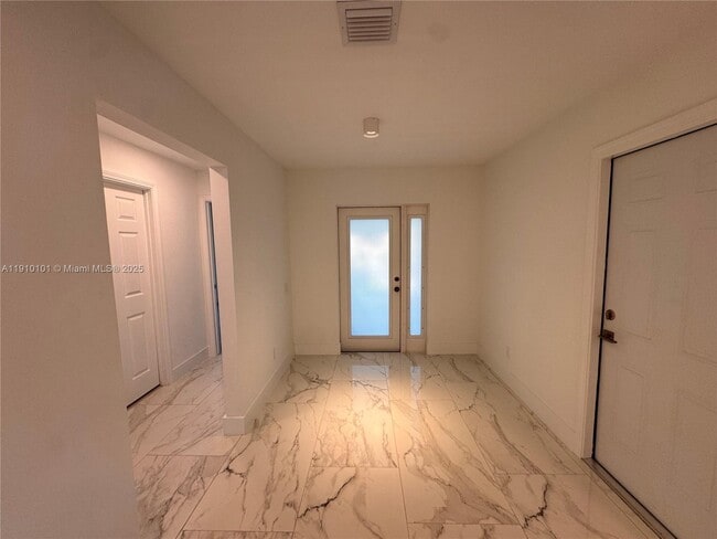 Photo - 2430 NW 22nd Rd