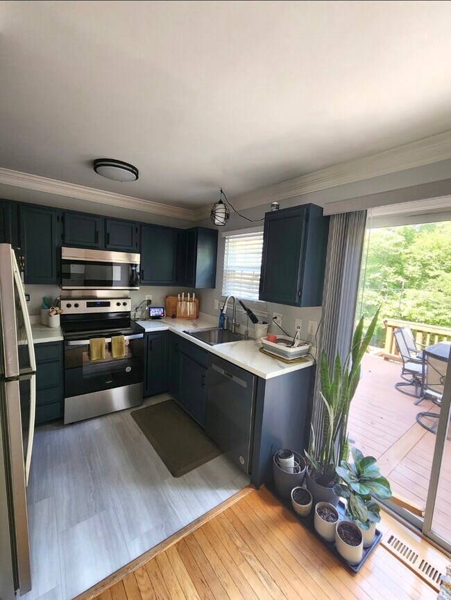 Photo - 3922 Marquis Pl