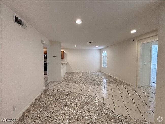 Building Photo - 1800 S Edmond St Unit 127 Rental