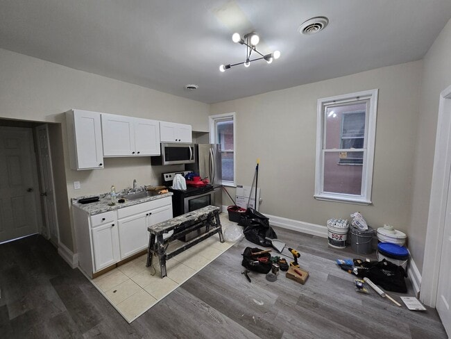 Photo - 4915 N 13th St Unit 3rd Floor - C