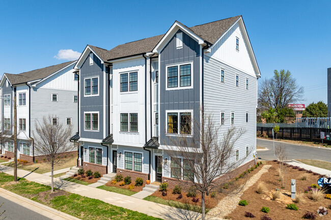 Building Photo - Radial at Mora Point Rental