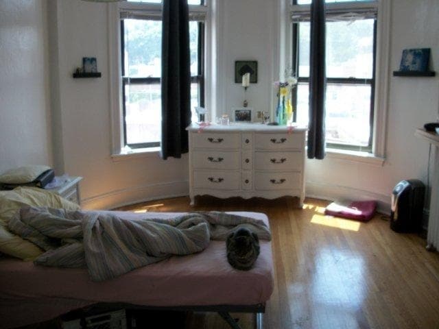 Photo - 1914 Beacon St