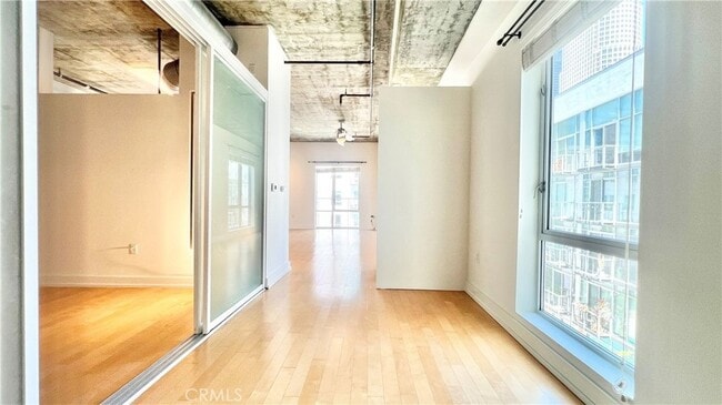 Photo - 645 W 9th St Unit 631