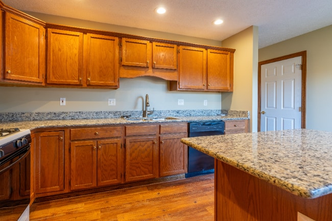 Photo - 3002 5th Ave