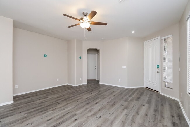 Photo - 831 S Nielson Ct