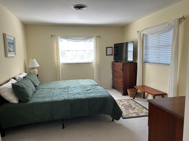 Photo - 1220 Lakeside Dr