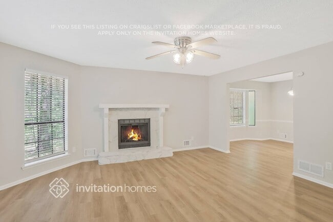 Photo - 5231 Mainstreet Park Dr