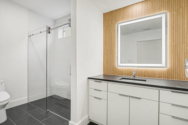 Bathrooms with Showers available
