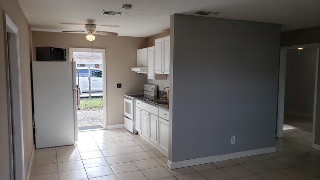 Photo - 1309 Union St