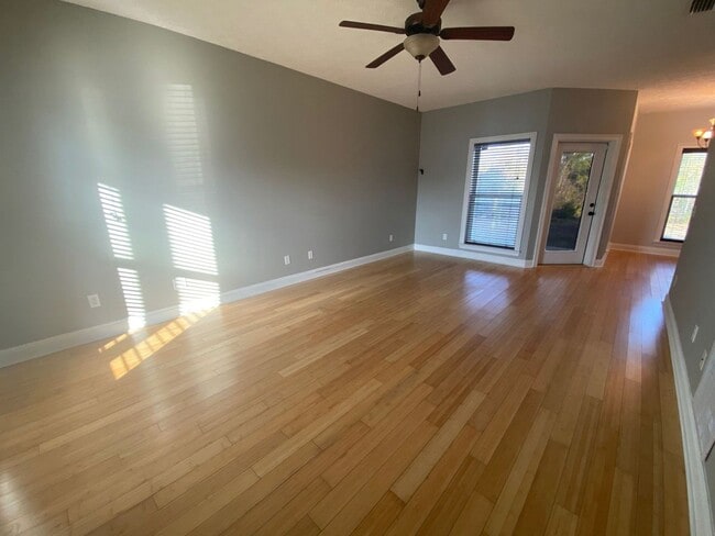 Photo - Charming 3Bed/2Ba Home Located in Avondale Estates! *SPECIAL: $500 OFF 1st Month's Rent!*