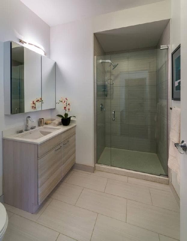 Photo - 180 N Garland Ct