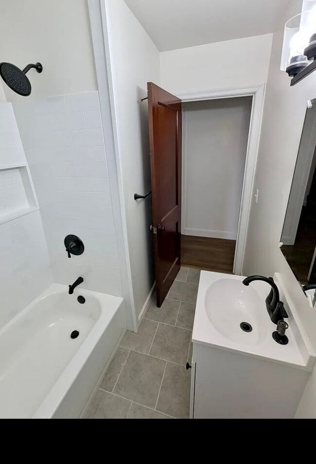 Photo - 914 Hellertown Rd Unidad 1