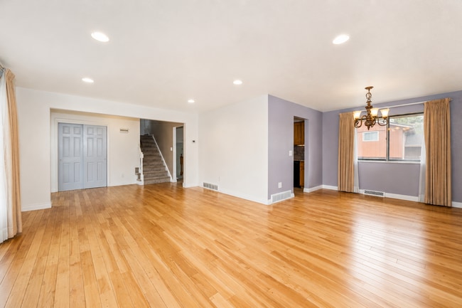 Photo - Trailside Littleton Living Near Chatfield Reservoir 6-Bedroom with 4 Full Baths