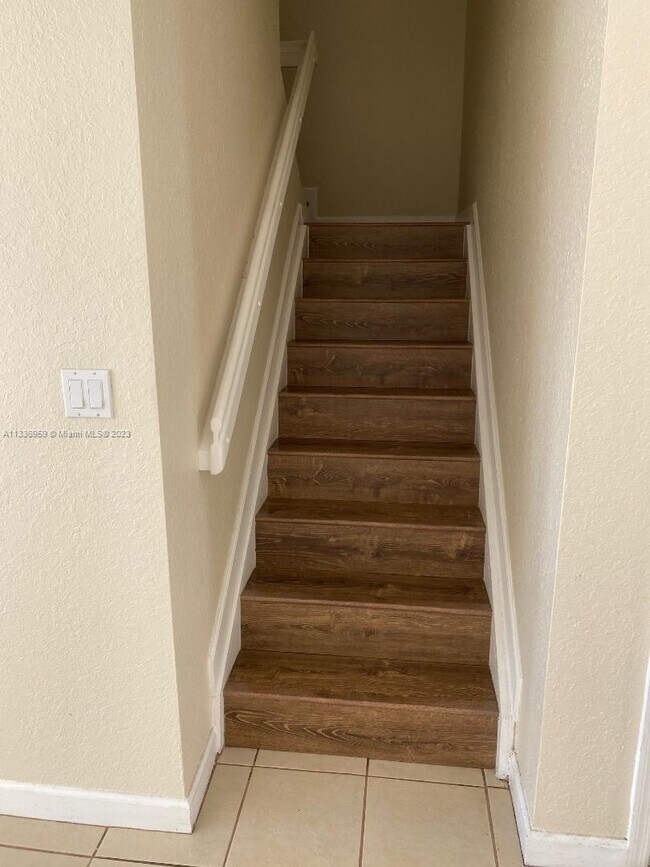 Photo - 8524 SW 214th Way