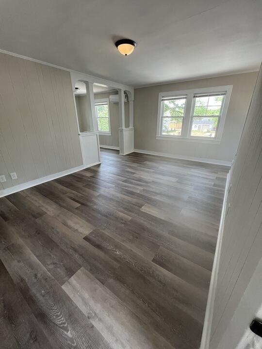 Photo - 327 Meridian Ave