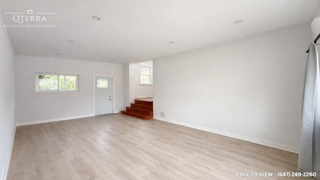 Photo - 55 Verwood Av