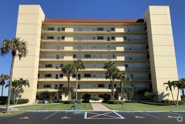 Building Photo - 7420 S Ocean Dr Unit 216 Rental