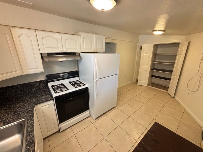 Photo - Charming 2Bed/1Bath apartment W/ Private front yard w/ porch and oversized backyard in Henderson