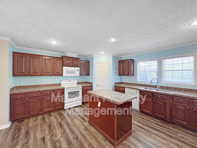 Photo - 99 Forestville Rd