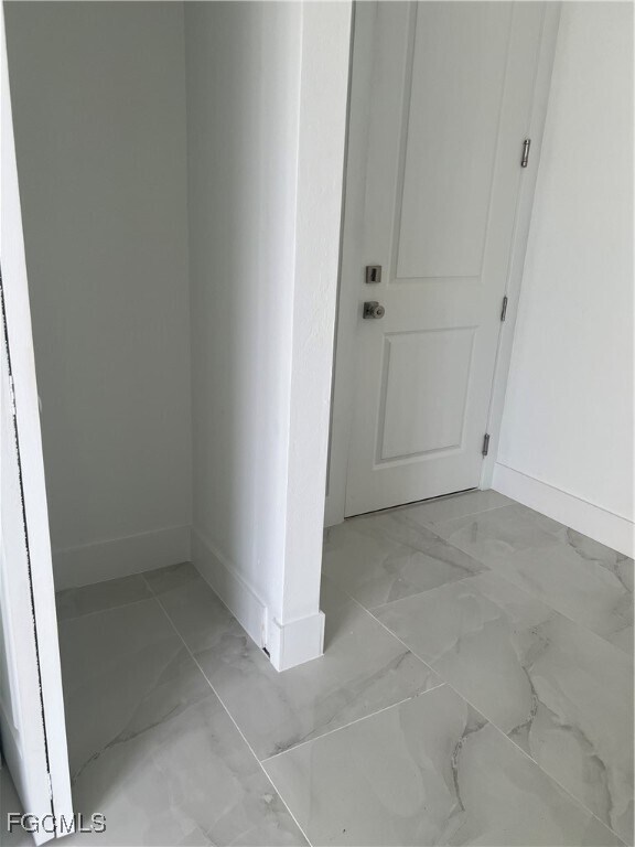 Photo - 464 Eisenhower Blvd