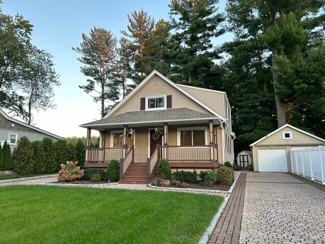 Photo - 102 Cottage Rd