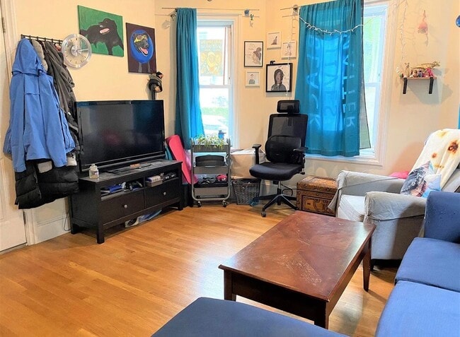 Photo - 32 Forbes St Unit 1