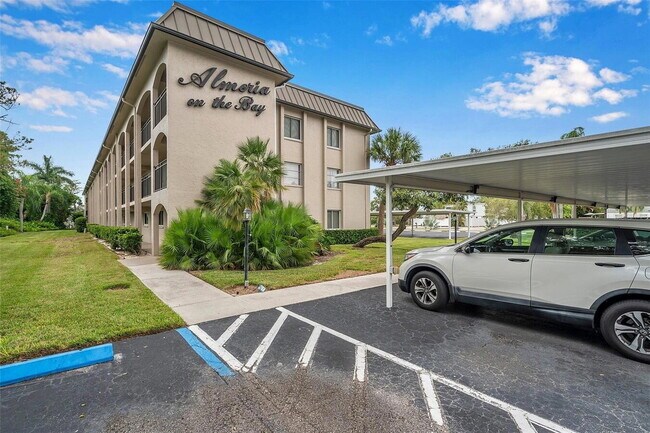 "Fully Renovated 2-Bed, 2-Bath Condo on Minutes from Siesta Key Beach