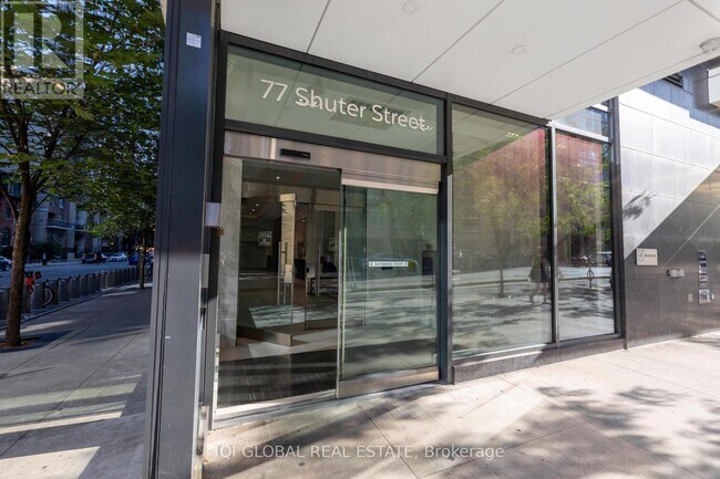 Photo - 77 Shuter St Unit 727