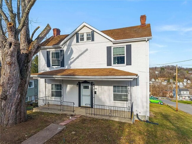 Building Photo - Beautiful 3 bedroom, 2 full bathroom home for rent in the Oakland area AVAILABLE NOW!