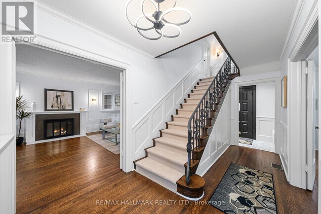 Photo - 16 Elderwood Dr