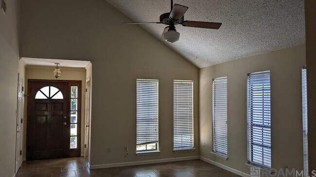 332 Heatherwood Dr
