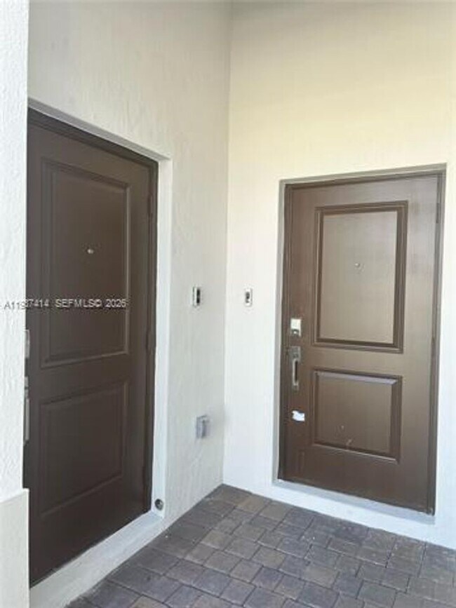 Photo - 2422 SE 30th St