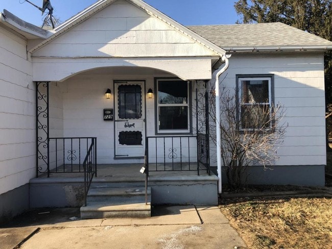 Building Photo - 729 Euclid Ave Rental