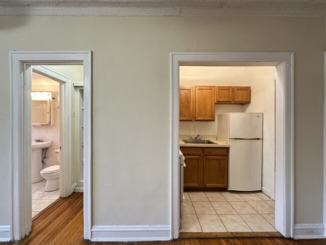 Photo - 1169 N Dearborn St Unit 403