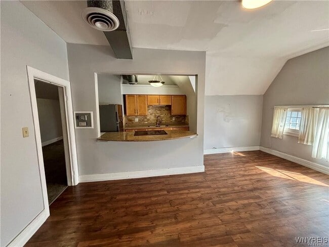 Photo - 42 Richmond Ave