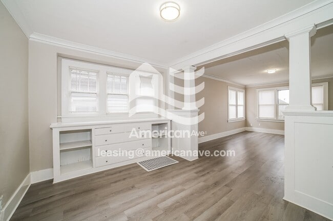 Photo - 2226 N Sheridan Rd